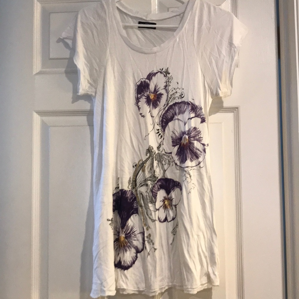 Lauren Moshi flower top